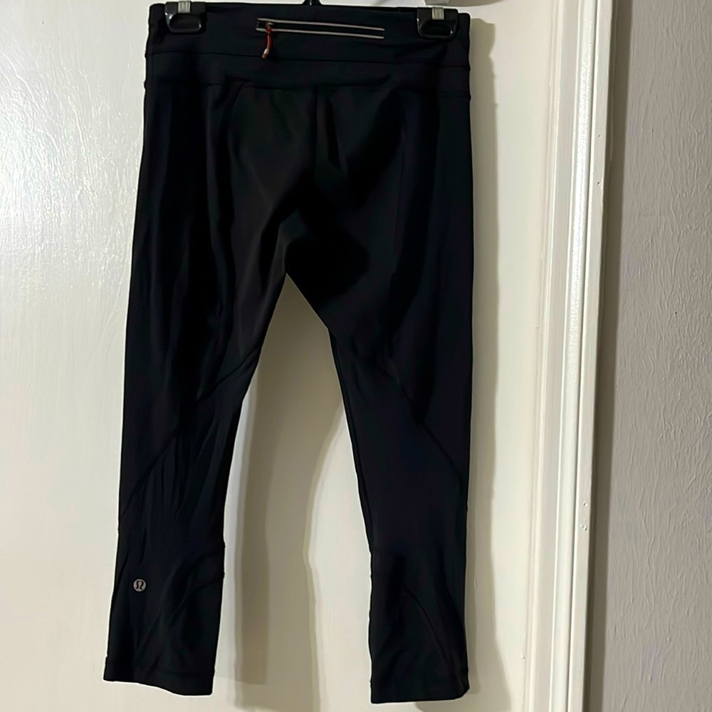 Lululemon Black Capri Leggings